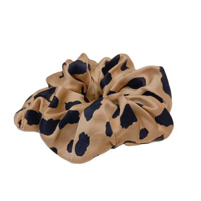 China New style silk headband European and American best-selling satin large hair scrunchies for sale