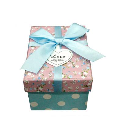 China Recyclable Custom Logo High Quality Cardboard Gift Box With Ribbon Closure for sale