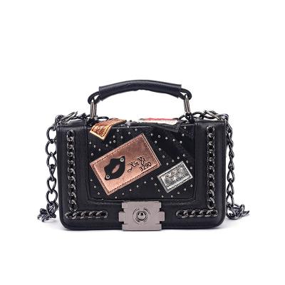 China Fashion Punk Ladies Chains Applique Leather Crossbody Shoulder Bags Messenger For Women Purses And Handbags for sale