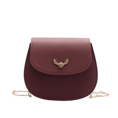 China Korean Version Girl Cross-body Diagonal Saddle Bags Popular Lady Shoulder Bags Female Chain Clutch Bag for sale