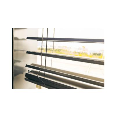 China Wind Proof And Rain Proof Blackout Automatic Venetian Vertical Blinds Electric Roller Window Shades Curtain Blinds for sale