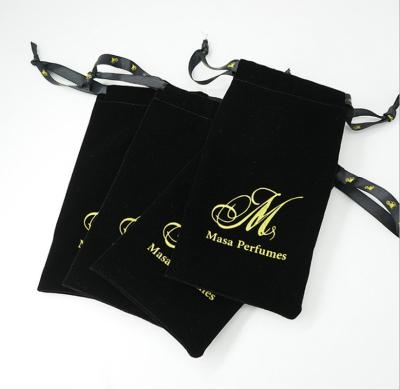 China Green Velvet Bag Black Velvet Bags With Ribbon 10x12cm Custom Pouches 13x17cm Logo Sack Cosmetic Jewelry Packaging for sale