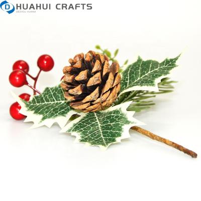 China Plastic Christmas Greenery Wreath For Decorative Artificial Red Green Leaf Front Entrance Berry Christmas Twig Garland for sale