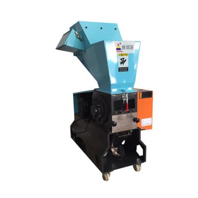 China Factory Medium Speed ​​Granulator Plastic Crusher Crushing And Immediate Recycling Rubber Crusher for sale