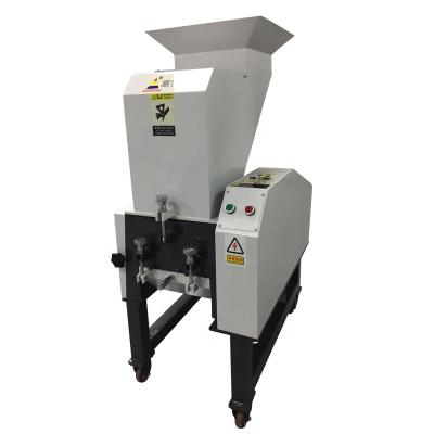 China Other Customization Medium Speed ​​Medium Speed ​​Granulator Crusher Low Cost Plastic Material Scrap Medium Crusher for sale