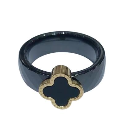 China 12 MOQ Casual/Sporty Jewelry Four Leaf Titanium Steel Clover Wedding Gold Plating Ring For Women And Man for sale