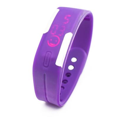 China Bunte Uhr des Lächeln-Silikon-Sport-Armband-LED zu verkaufen