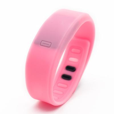 China Exactitud suavemente durable de señora Silicone de los relojes de la moda LED Digital alta en venta