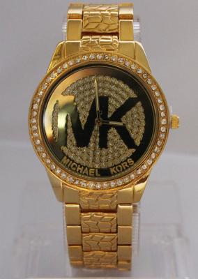 China Golden Diamond Luxury Metal Wrist Watch For Womens With Shinny Dial for sale