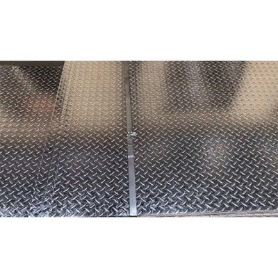 China High Quality Low Price AISI 440C 431 2B 316 Forms 301 S46250 S11306 5 mm Embossed Steel Sheet for sale