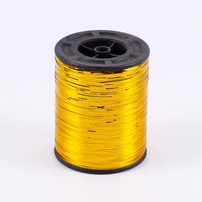 China Pet Lurex Sewing Metallic Yarn For Weaving M Type Sewing For Knitting for sale