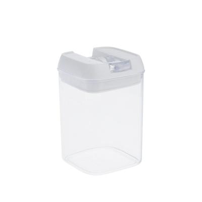 China 0.8L sustainable airtight food storage container with lids made by durable plastic to keep food dry and fresh for sale