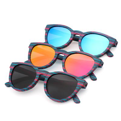 China Polarized Wooden Ladies Skateboard Multilayer Bamboo Wooden Lenses Shape Colorful Wooden Sunglasses for sale