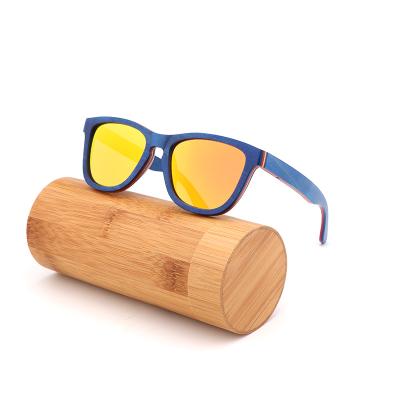 China Handmade Blue Wooden Frame Sunglasses Fashion Skateboard Sunglasses Eco-friendly Design Polarized Dark Lenses for sale