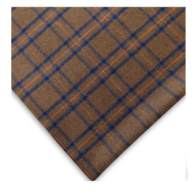 China Factory direct sale low price wrinkle resistant wool fabric for dresses in plaid fabric blend yarn dyed women suit plain weave wool fabric for sale