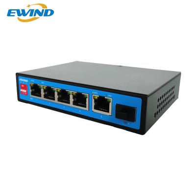 China Rohs Gigabit Cctv Car Security System Camera Switch Status Unamaged 4-port PoE Switch for sale