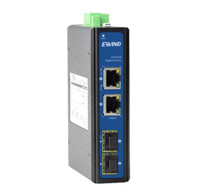 China Un-managed Industrial Gigabit POE Switch 4 port 2 *10/100/1000 PoE ports + 2 *GigE SFP for sale