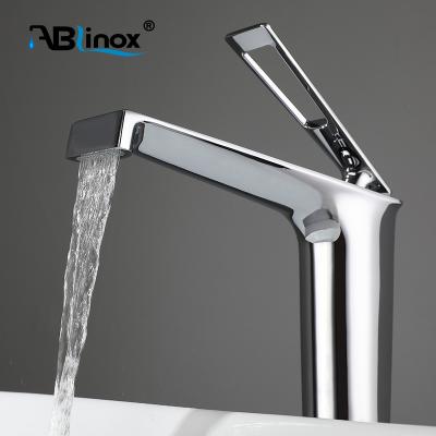 China Metered Casting Faucets Stainless Steel Basin Side Faucet for sale