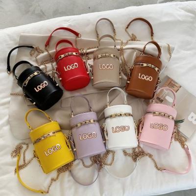 China 2021custom fashion hot sale chain bucket clips New York purse handbags bucket bag purse and handbags bag for ladies for sale