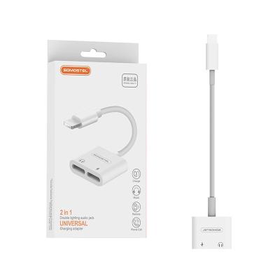 China MP3 / MP4 Player Somostel-BZ05 best quality Double lighting audio jack Charging adapter 2 in 1 UNIVERSAL for iphone with packing for sale