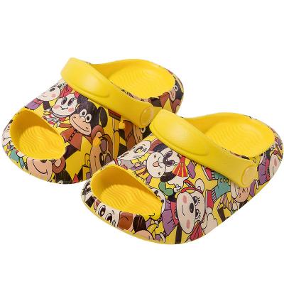 China Fashion Trend Summer Custom Fashion House Shoes Wholesale Rubber Cheap House Slippers for sale