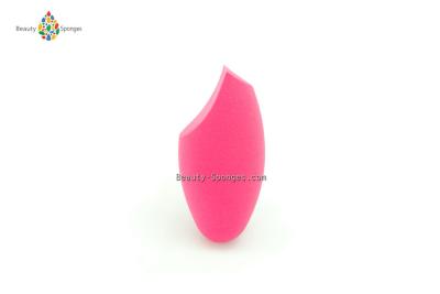 China Non Latex Red Concealer precision blending sponge ,  OEM / ODM face blender sponge for sale