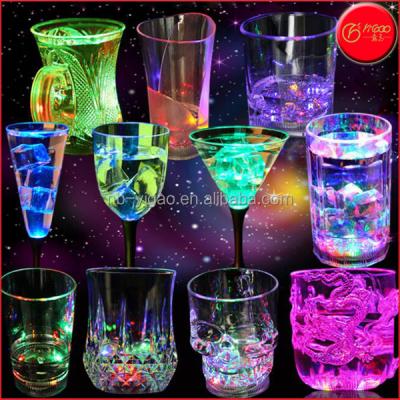 China Liquid Sensor Hot Sale LED Flashing Cup, LED Light Cup, Glowing Plastic Bar Accessories and Party for sale