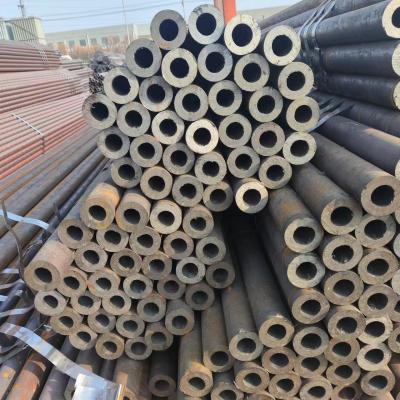 China SAE8620 Seamless Steel Pipe / Carbon Steel Tube DN10 - DN300 Custom Cutting Pipe Tube for sale