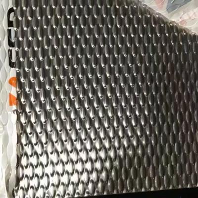 China Stainless Steel Diamond Embossed Sheet Aisi304 / 1.4301 Thickness 0.3 - 3.0mm Astm En Din Standard for sale