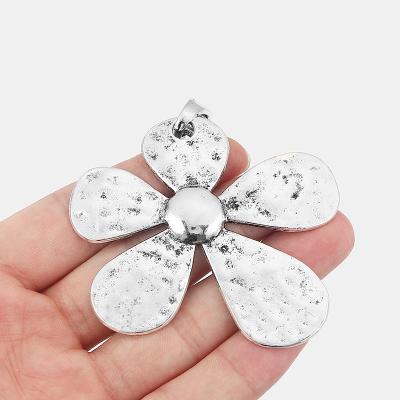 China Large FASHIONABLE Antique Silver Color Hammered Flower Abstract Pendant For Necklace Jewelry Making Findings Accessories 68*71mm for sale