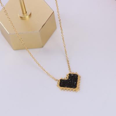 China Latest Fashion Design Fashion Design Link Chain Black Zircon Heart Necklace Gold Romantic Lady Clavicle Dangle Lady Clavicle Necklace for sale