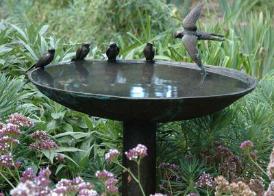 China Life Size Metal Casting Bronze Bird Bath Bowl Statue Outdoor Sculpture for sale