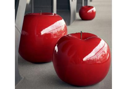 China Large Painted Sculpture Red Apple Decorative Fiberglass Sculpture 120 Cm High for sale