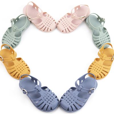 China Fashion Trend Summer Sandals Mix Color Mix Size Kids Jelly Sandals Shoes Wholesale for sale