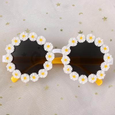 China UV400 Rated Wholesale Sun Flower Kids Sunglasses 7Color Baby Kids Sunglasses for sale