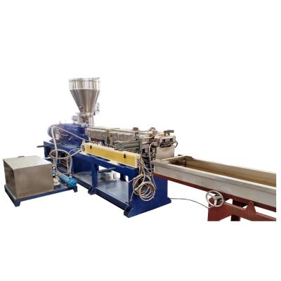 China Plastic Additive Granules PP PE Masterbatch Granules And Compounds Twin Screw Extruder Machine for sale