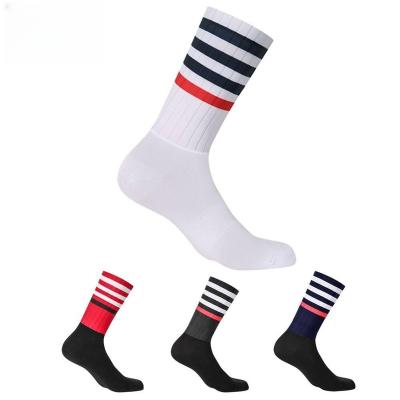 China Breathable cycling socks for men's and women's outdoor sports socks cycle socks silicone version for sale