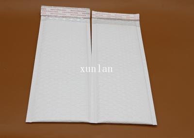 China Smooth White Surface Polythene Mailing Envelopes Delivery Shipping Packaging for sale