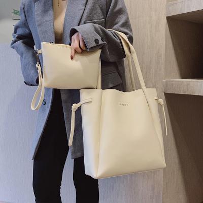 China New Fashion Fashion Large Capacity Tote Bag Trend Pu Leather Solid Color 2 Piece Set Handbag for sale