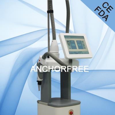 中国 Beauty Machine Q-Switched Nd: Yag Laser for Tattoo Removal 販売のため