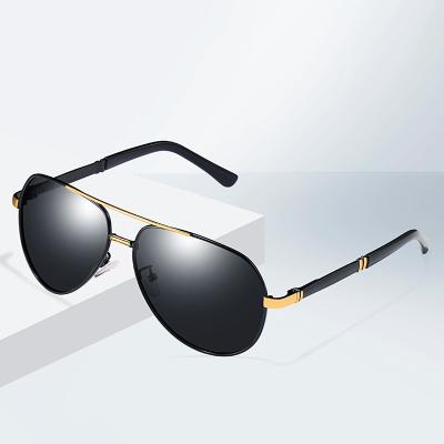 China Fashion Sunglasses Wholesale Classic Branded Retro Spring Hinge Logo Metal Frame Polarized Sunglasses Custom Made for sale