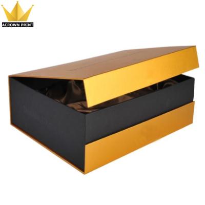 China Recyclable Custom Logo Flip Top Cardboard Packaging Wine Gift Boxes With Magnetic Hook for sale