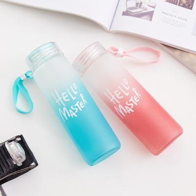 China Low MOQ Manufacturer Wholesale 750ml Durable Recyclable Time Marker Frosted Glass Water Bottle With Silicone Sleeve for sale