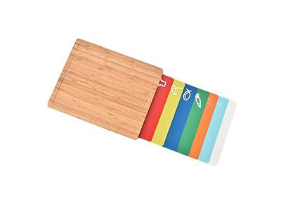 China Natural Bamboo Bread Board , Wooden Chopping Board Set With Functional Silicone Mats for sale