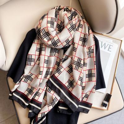 China Soft Touch Feeling Hot Sale Ladies Elegant Plaid Print Hijab Shawls Pashmina Hand Feeling Cotton Voile Premium Scarf for sale