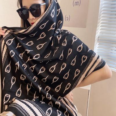 China 2021 Hot Sale Fashion Ladies Designer Inspired Scarf Winter Warm Double Sided Cashmere Covering Shawl for sale