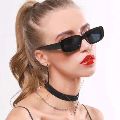 China Fashion Sunglasses Classic Retro Sunglasses Women Brand Light Blue Pink Green Eyewear Female UV400 Design Vintage Rectangle Sun Glasses for sale