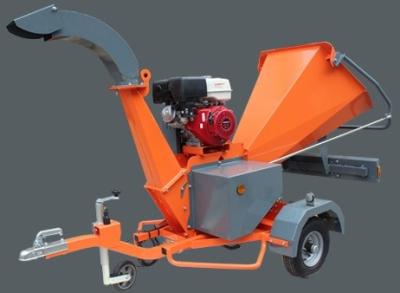 China Wood Chipper with Self Power Engine for sale