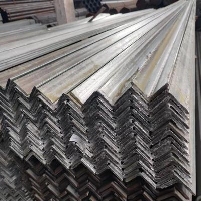 China De warmgewalste/Ondergedompelde Geperforeerde Gegalvaniseerde Ingelaste Bar Iron100 x 100 x 5 van de Staalhoek Te koop