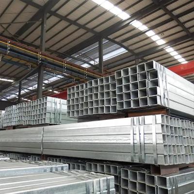 Chine Pipe galvanisée en acier soudé Q235 Q345 carré 30*30 50*50 100*100 tube laminé à chaud à vendre